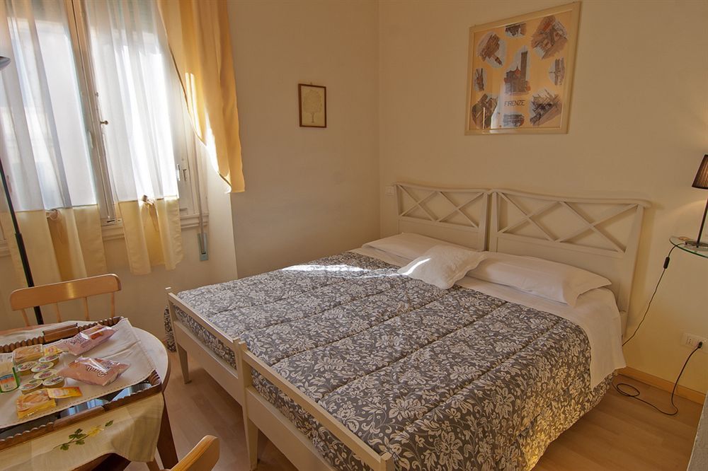 Bed&Bed Cassia Bed & Breakfast Florence Exterior photo